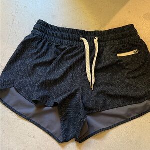 Vuori dark blue print running shorts XS